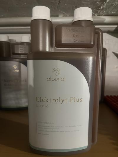 Abbildung Alpurial Flasche ElektrolytPlus
